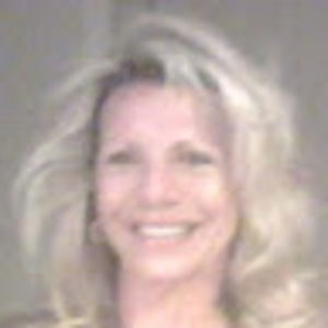 Meet your Posher, Debi